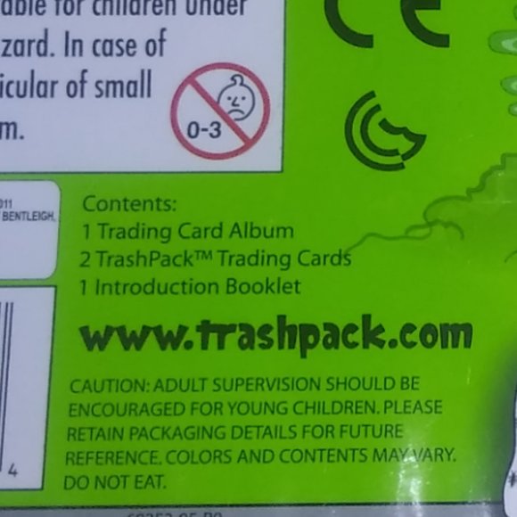 The Trash Pack Trading Card Album The Gross Gang 126 Card Holder Album New - Picture 3 of 5